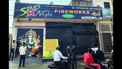 Green light lifts cracker hubs in NCR out of grey market; vendors await local permissions but ready with stocks