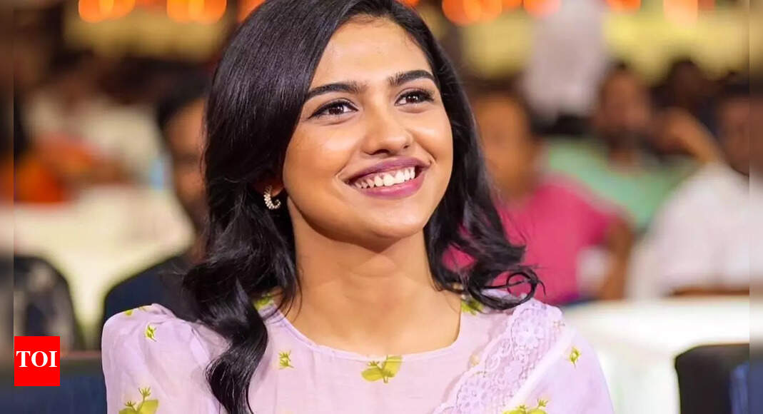 Did Mamitha Baiju get a Rs 15 crore pay package for 'Dude'? Actress' candid reply surprises fans, Diwali release creates buzz