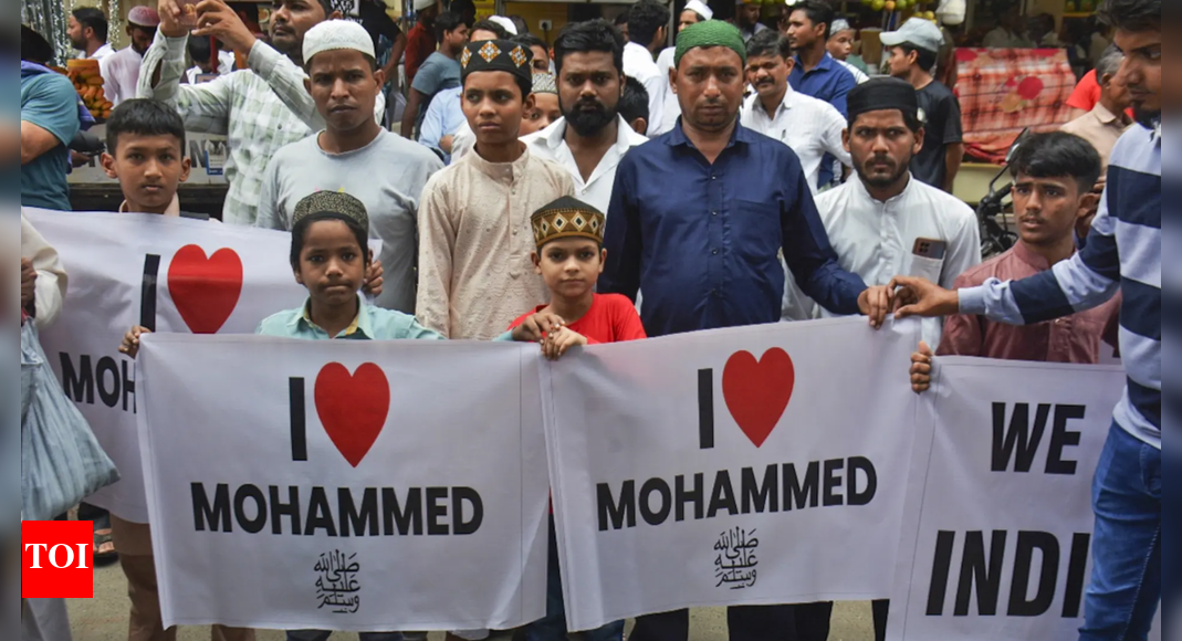 ‘I love Muhammad’ row: Accused Afzal Beg surrenders; key aide of IMC chief Tauqeer Raza ‘I love Muhammad’ row: Accused Afzal Beg surrenders; key aide of IMC chief Tauqeer Raza