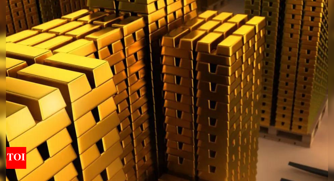 Gold rush ahead of Diwali: Buyers prefer bars and coins over jewellery; here's what traders says