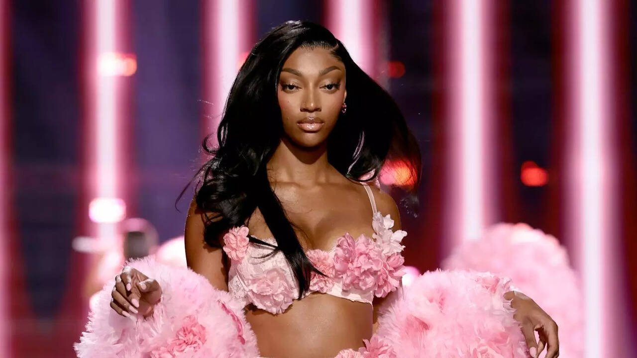 I didn't know it was gonna come this fast” - WNBA star Angel Reese turns  emotional while living her Victoria's Secret dream she had manifested  almost a year back | NBA News -
