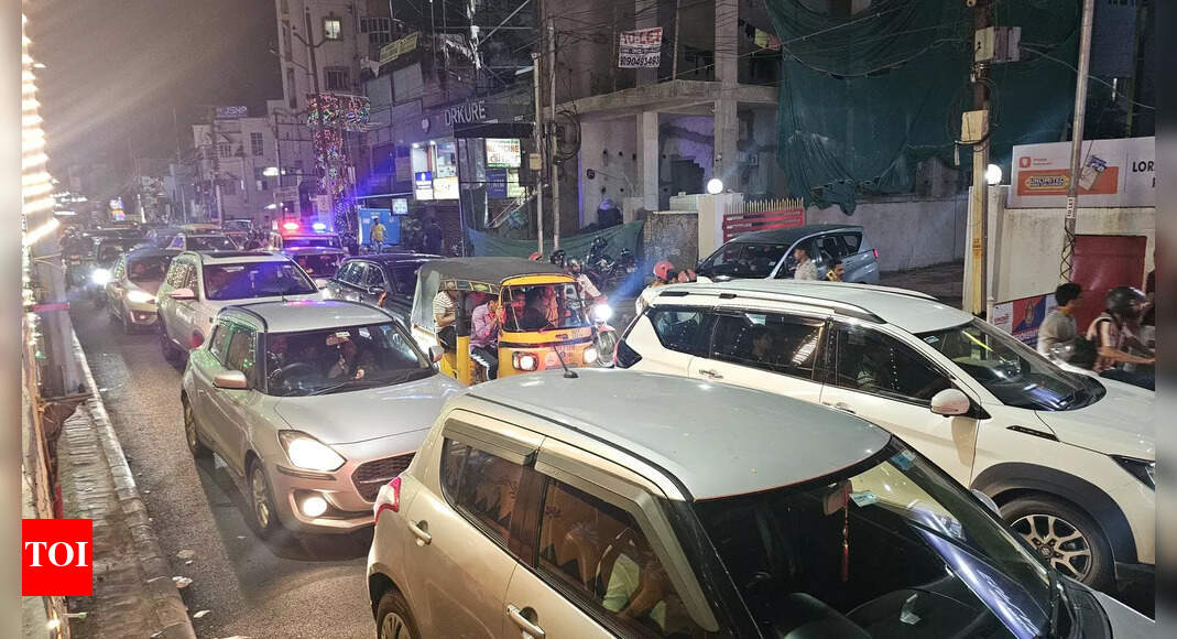 Transport department starts process to suspend registrations of 34,000 vehicles