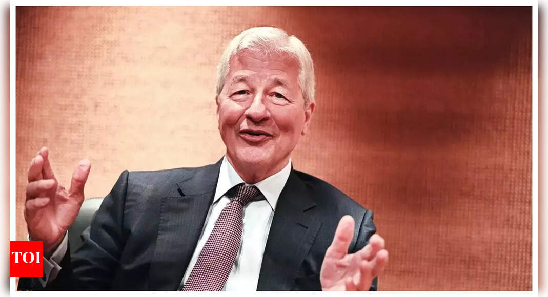 ‘I’m not a gold buyer, but…’: JPMorgan CEO Jamie Dimon, long a gold skeptic, now sees ‘semi-rational’ in buying it; what he said – The Times of India ‘I’m not a gold buyer, but…’: JPMorgan CEO Jamie Dimon, long a gold skeptic, now sees ‘semi-rational’ in buying it; what he said – The Times of India