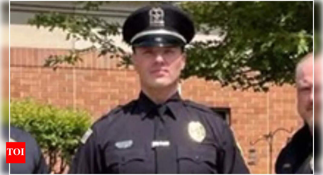 'Violated laws': ICE arrests Chicago police officer from Montenegro — Who is Radule Bojovic? Why is he in custody?