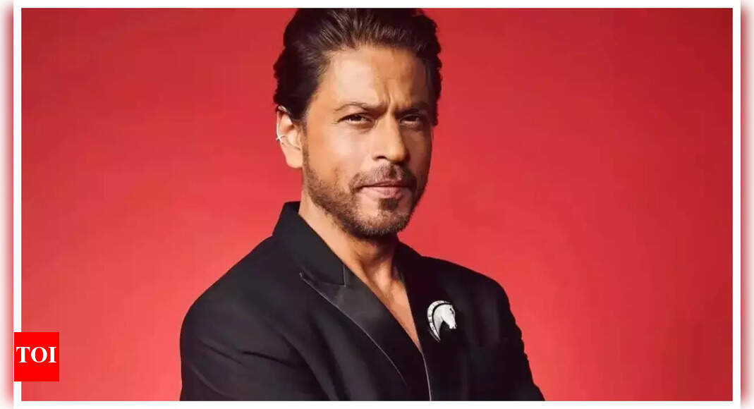 <div>Old video of SRK saying 'don't stop my revenue' goes viral</div>