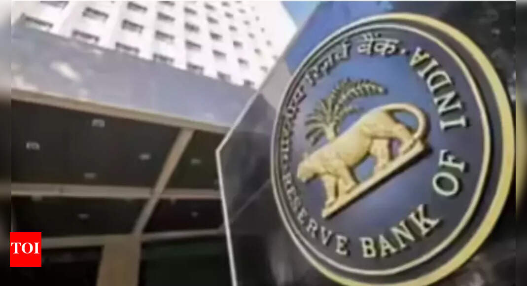 RBI ने Re 26p ने उचलून $ विरुद्ध 87.82 वर नेले