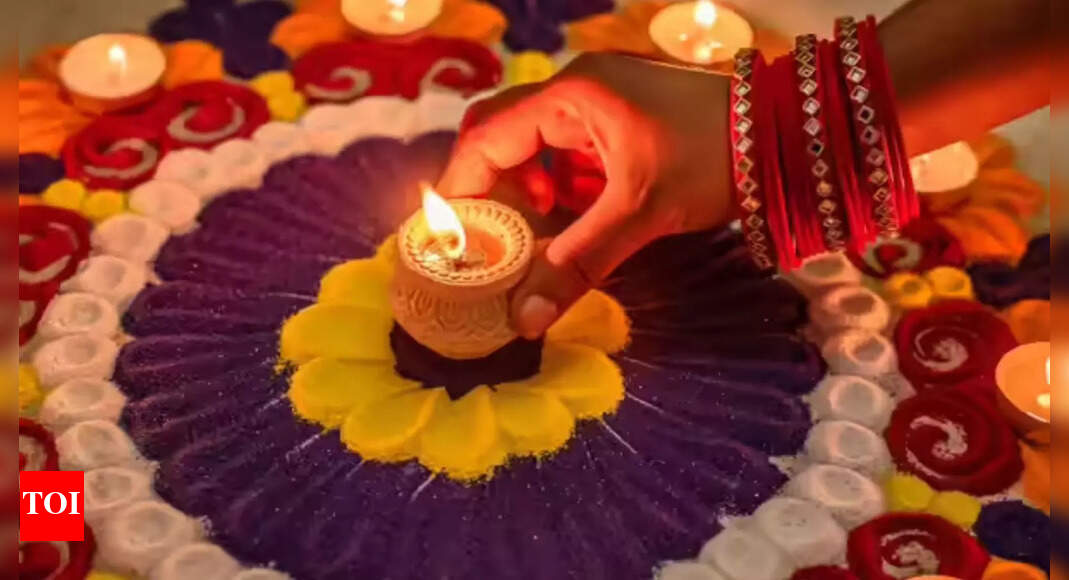 Diwali 2025 Date: Check the list of Diwali festival and Significance of lights and happiness