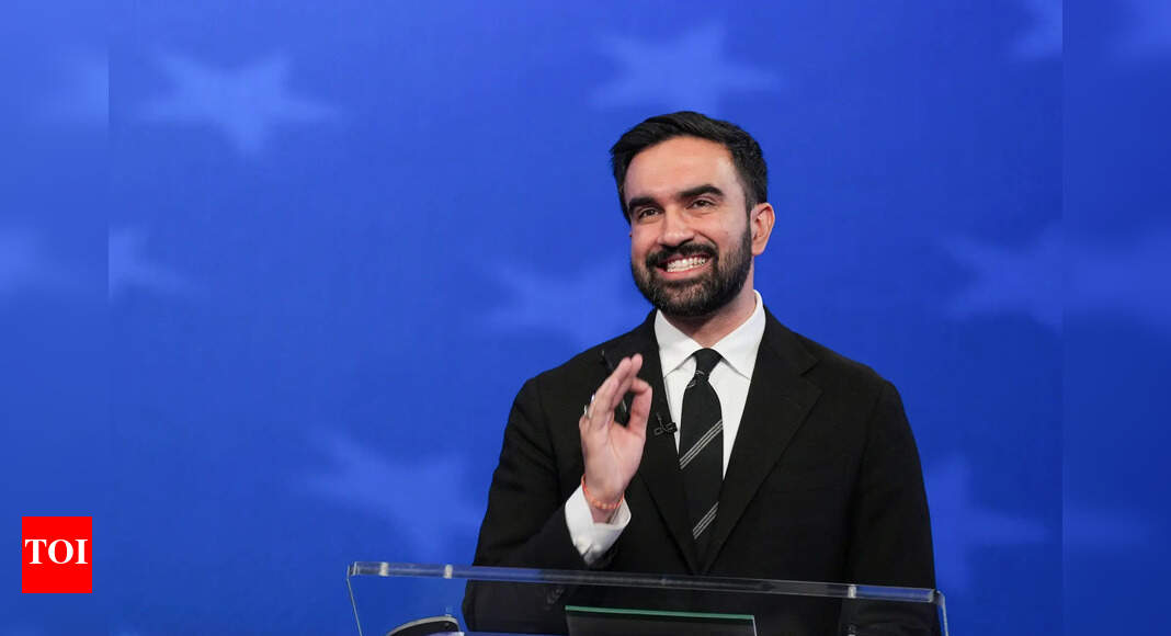 <div>NYC mayoral debate: Zohran Mamdani faces heat over 2020 'defund police' remarks</div>