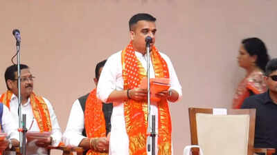 Gujarat cabinet reshuffle: Surat MLA Harsh Sanghavi takes oath as deputy chief minister