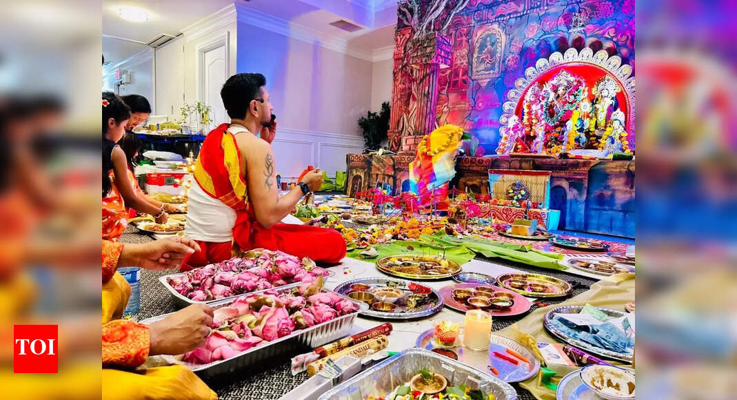 Durga Puja 2025: Toronto’s grand river community brings Bengal’s spirit alive abroad
