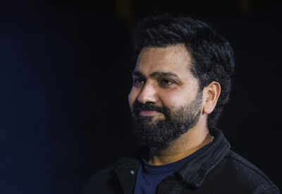 rohit-sharma-at-an-event.jpg