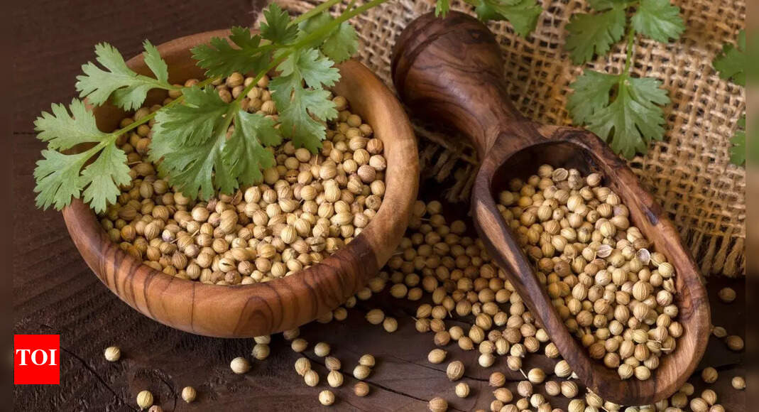 Benefits of coriander seeds water for skin: Naturally glowing and healthy skin