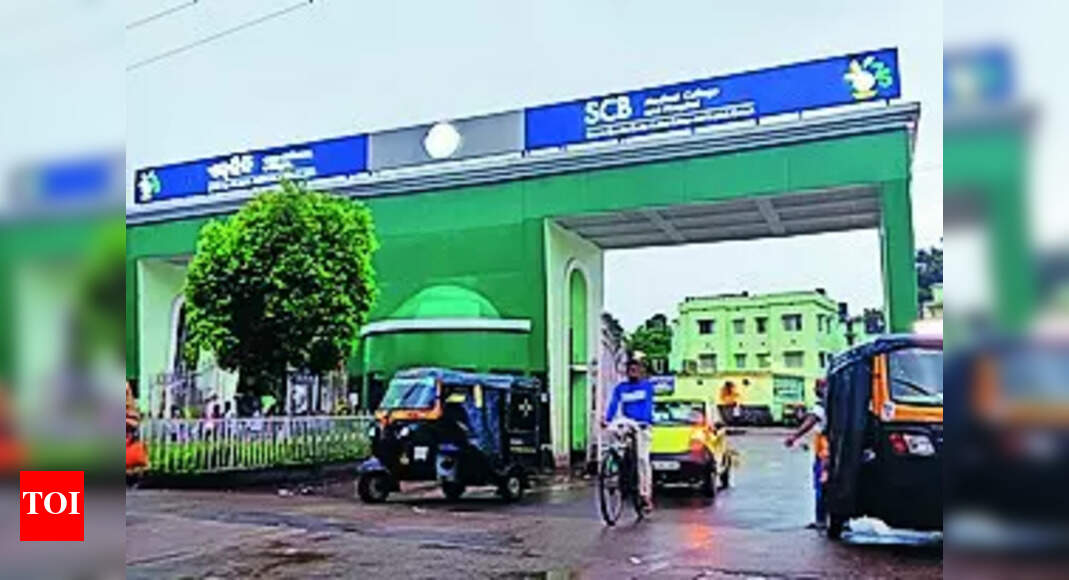 Shortage of specialists halts formation of second cardiac surgery team at SCB Medical College
