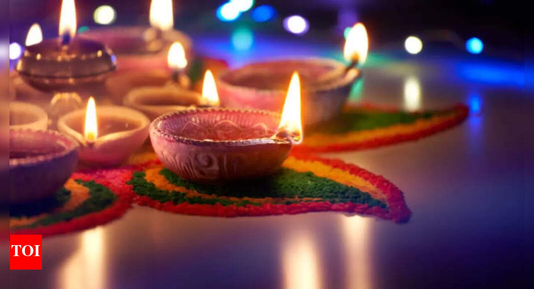Diwali Wishes & Images: Happy Diwali 2025: Best 50 messages, quotes, wishes, and images to share on Diwali and spread festive cheer | – The Times of India