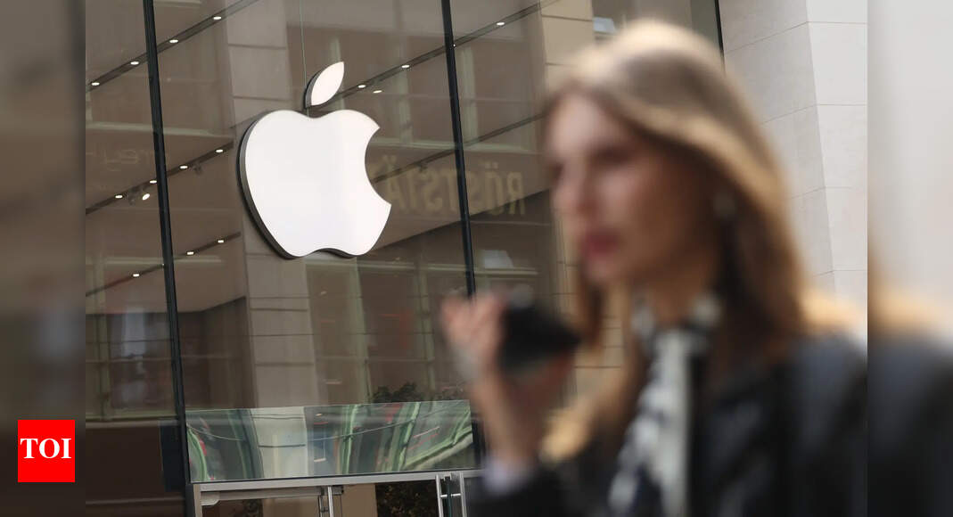 Another Apple exec joins Meta's AI team, just weeks after promotion