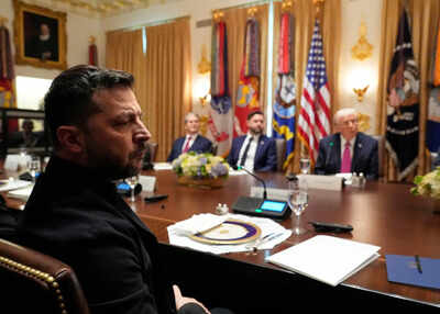 'He looks beautiful': Trump gives thumps up to Zelenskyy's outfit — Watch