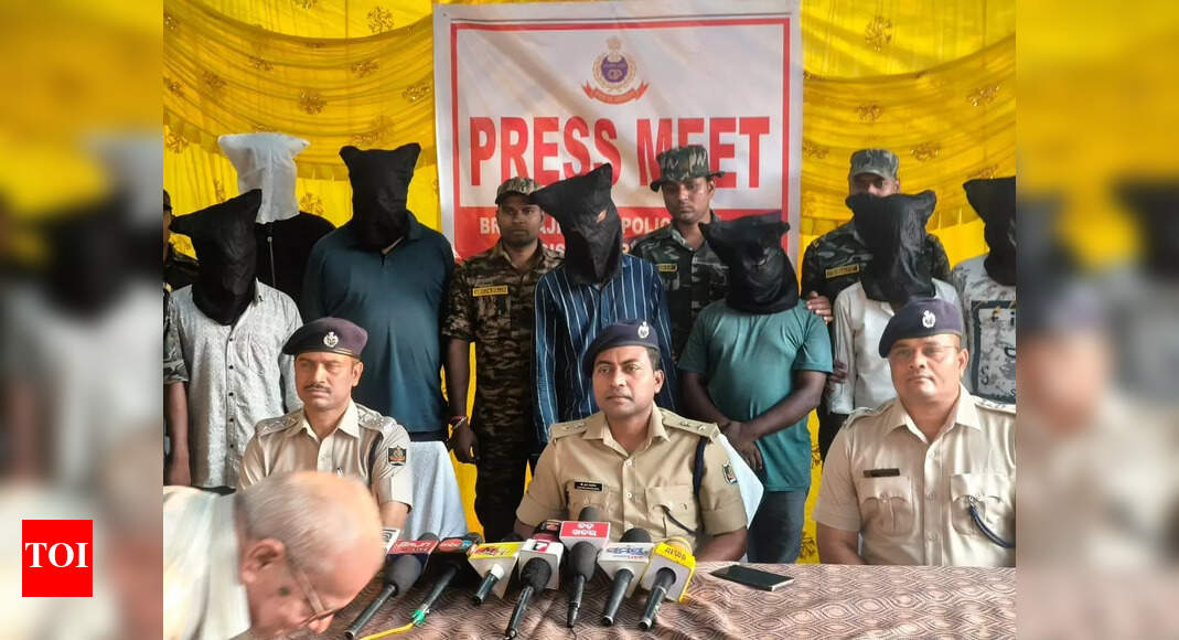Brajarajnagar police foil dacoity attempt, arrest eight armed criminals