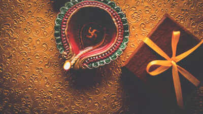 Diwali 2025: Give away joy, love and indulgence to friends and relatives this Diwali