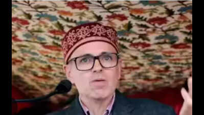 Shawl diplomacy with Delhi wraps CM Omar’s first year, marathons mask slow motion