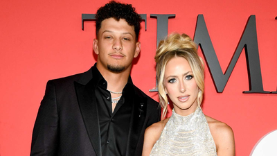  Patrick Mahomes and Brittany Mahomes' resurfaced awkward moment sparks chaos among fans