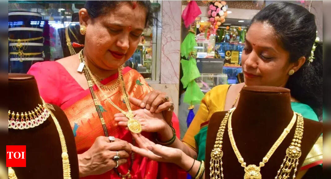 Prices soar but gold glitters this Dhanteras