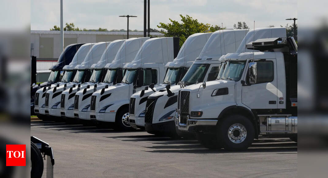US auto tariffs: Donald Trump offers American car makers additional relief; truck parts face 25% duty