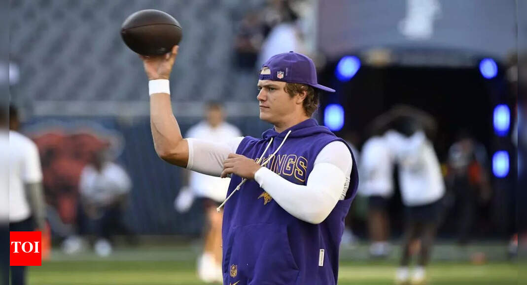 Will J.J. McCarthy play against the Philadelphia Eagles today? Latest injury update on the Minnesota Vikings quarterback