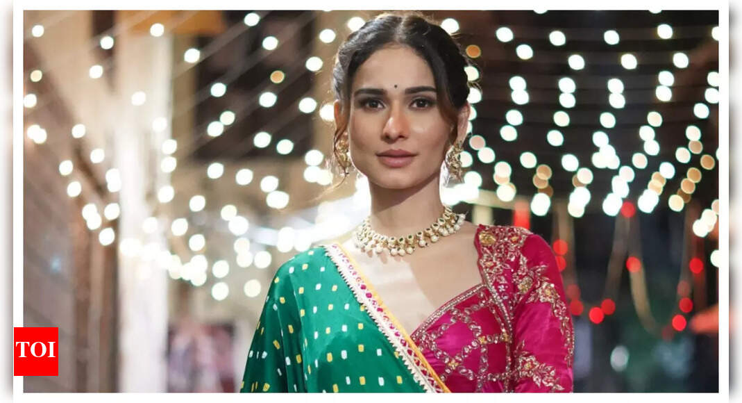We buy gold, silver or new clothes on Dhanteras: Aneri Vajani