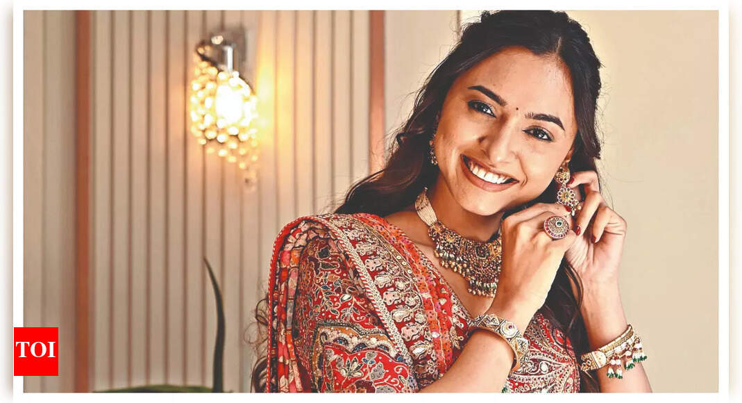This will be my last Dhanteras at home before wedding: Alisha Prajapati