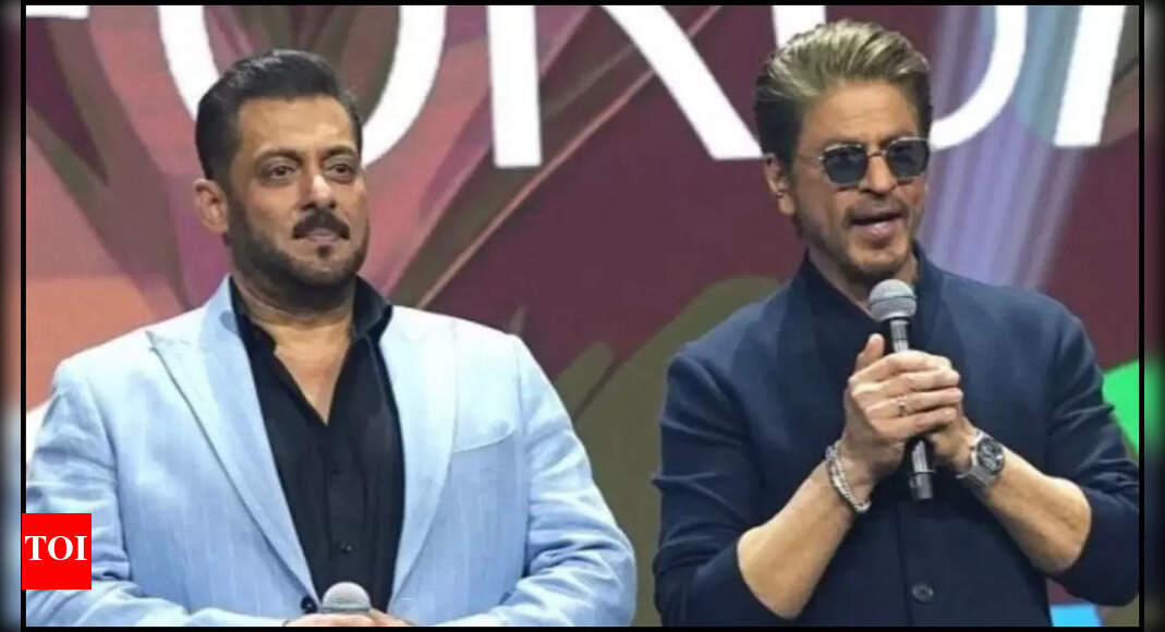 Shah Rukh Khan and Salman Khan return to Mumbai - Watch