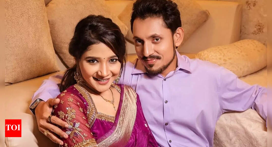 “My Thala Diwali”: Sakshi Aggarwal celebrates with husband Navneet