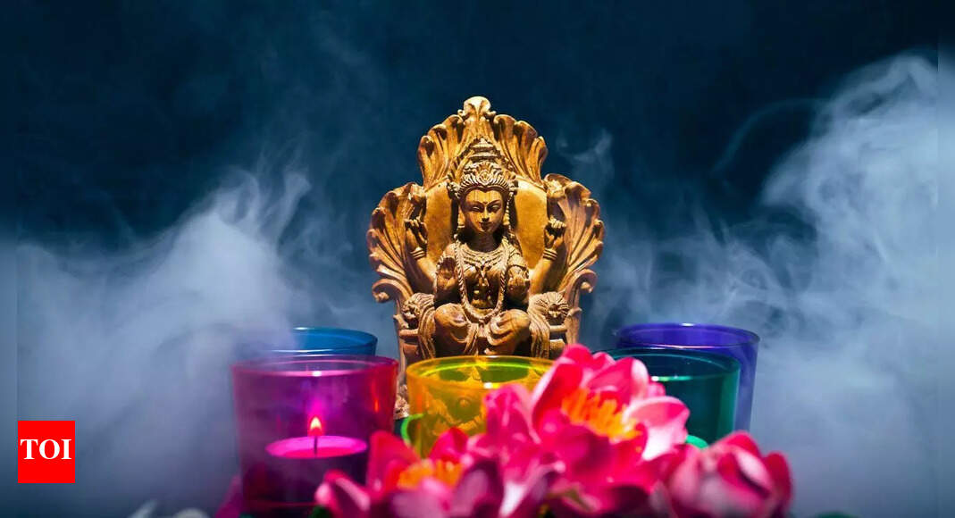 Diwali, Lakshmi Puja 2025: Puja timings, and shubh muhurat across different US Time Zones (ET, CT, MT, PT)