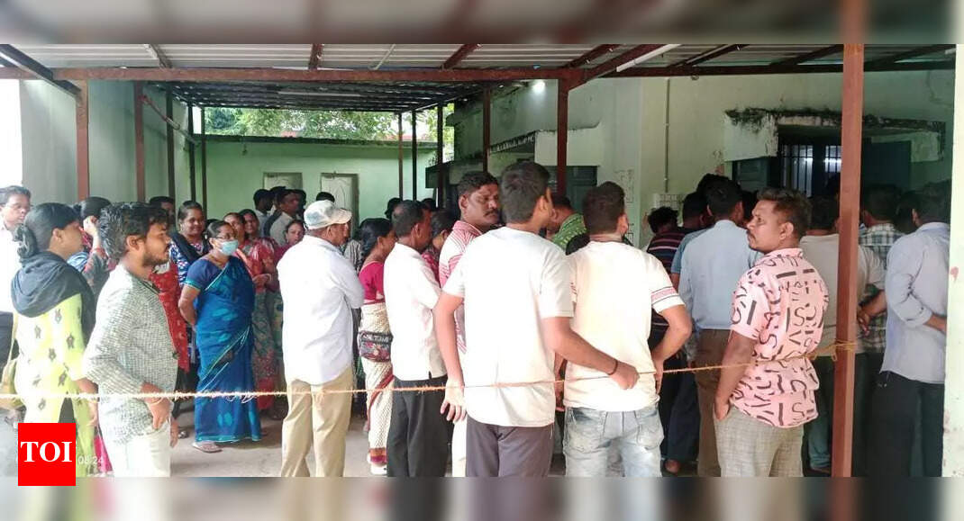 Attendants at MKCG protest over non-payment of salaries