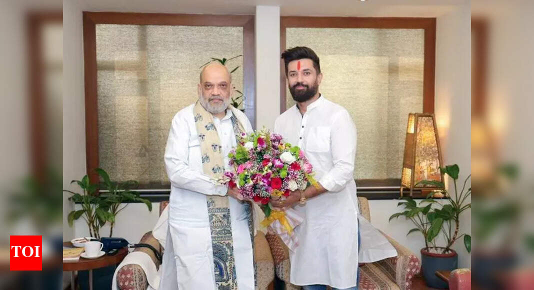Chirag discusses election strategy with Shah