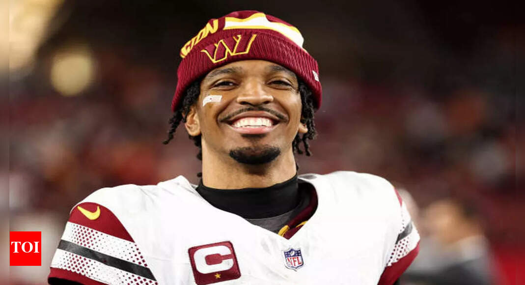 Will Jayden Daniels play against the Dallas Cowboys tonight? Latest injury update on the popular Washington Commanders Quarterback
