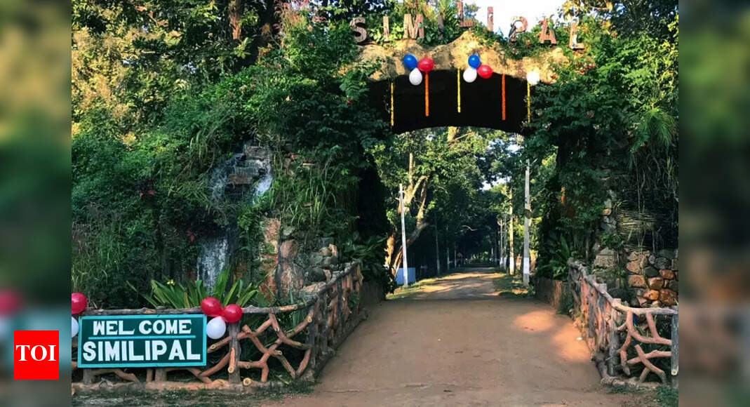 130 tourists visit Similipal on 1st day after monsoon closure