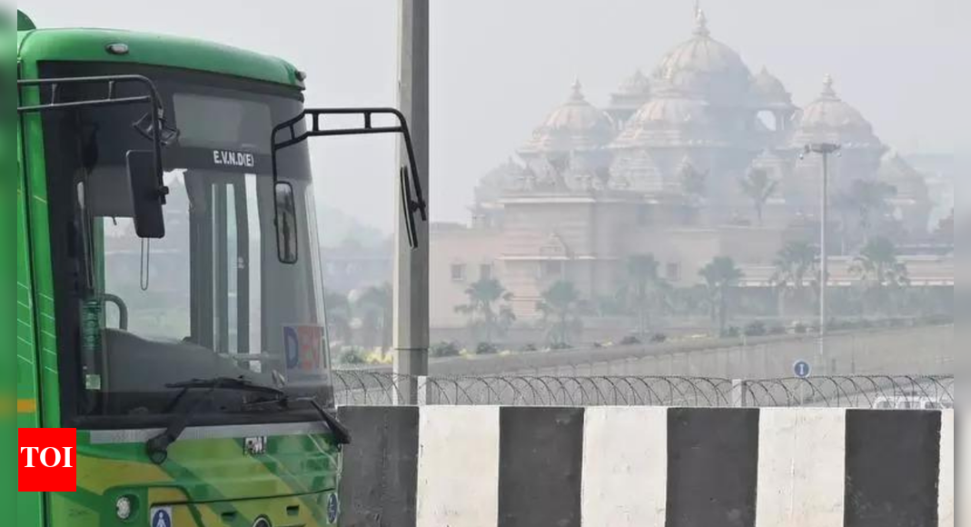 Post-Diwali smog alert: After crackers and light, Delhi AQI may breach ‘severe’ mark