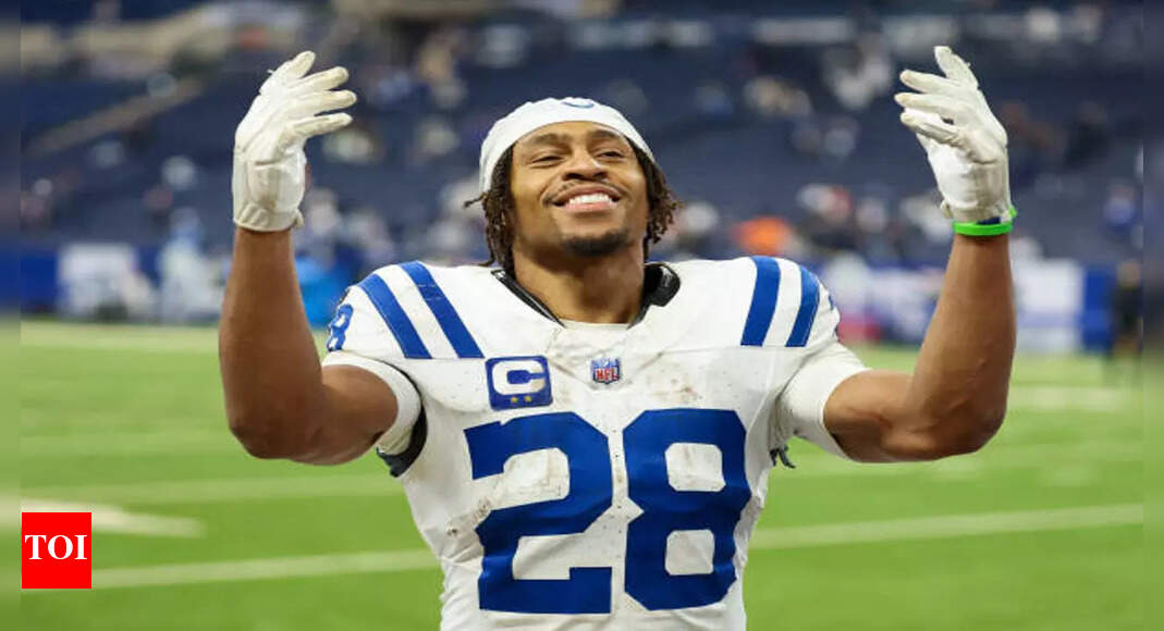 Will Jonathan Taylor play against the Los Angeles Chargers tonight? Latest injury update on the popular Indianapolis Colts running back