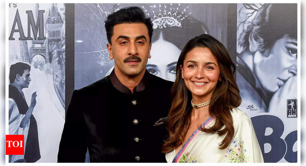 Ranbir Kapoor and Alia Bhatt get a Ganesh idol sculpted by sculptor of Ram idol of Ayodhya temple