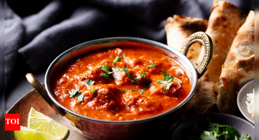 What to eat in India? 10 less spicy, delicious foods every foreigner must try