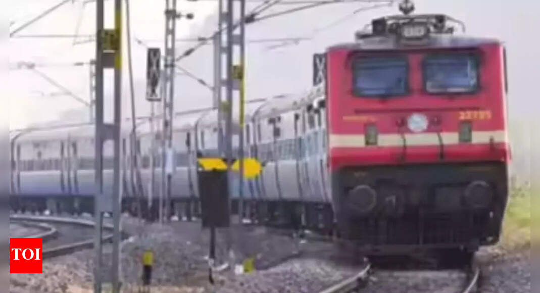 Railway to take action against social media handles sharing misleading videos in Mumbai