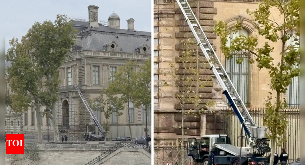 <div>The 7-minute heist: Thieves break into France's Louvre Museum, steal 'priceless' Napoleon's jewels and scoot away - what we know so far</div>