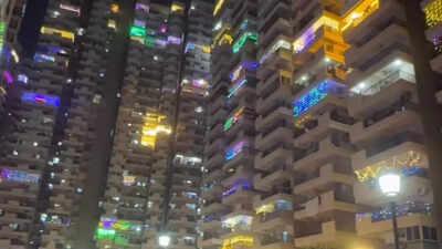 This bare-minimum Diwali balcony has 26 million people laughing— Here’s why