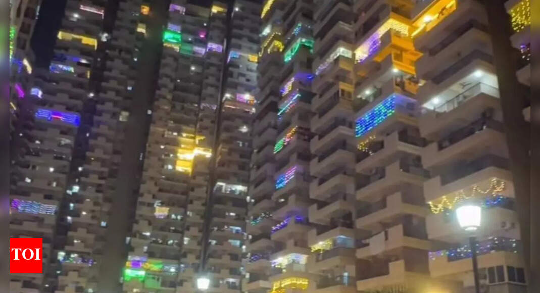This bare-minimum Diwali balcony has 26 million people laughing— Here’s why