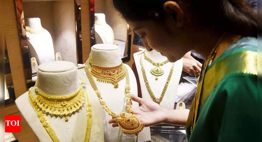 Dhanteras shines bright! Jewellery sales touch Rs 85,000 cr, set to cross Rs 1 lakh cr by Diwali - What's driving the rally?