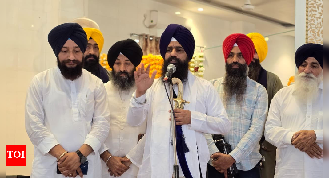 Management of Gurdwaras will remain in accordance with Panthic sentiments; Sikhs will not tolerate government interference — Jathedar Gargajj
