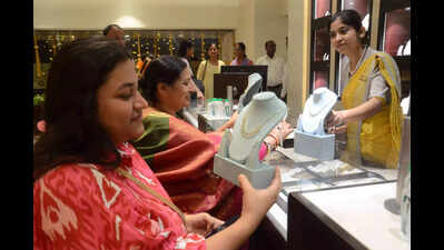 GST reduction, festive spirit boost Dhanteras sales in Ranchi