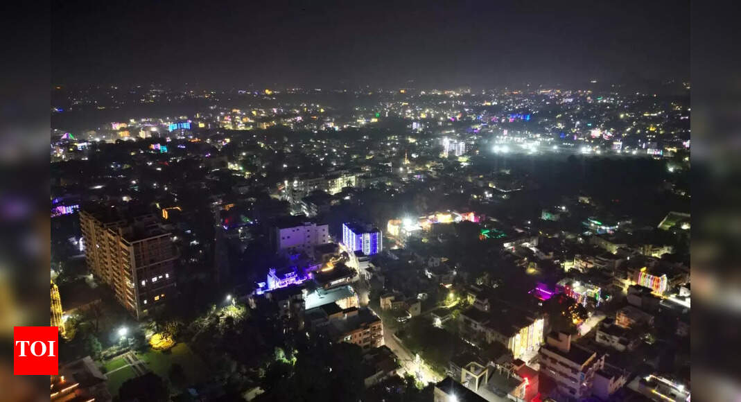 Ranchi roads sparkle with festive lights as Kali puja celebrations begin