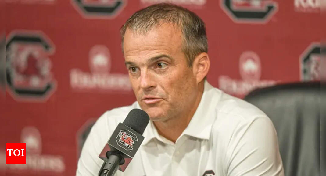 Shane Beamer speaks out amid Virginia Tech rumors while vowing to refocus South Carolina for a comeback