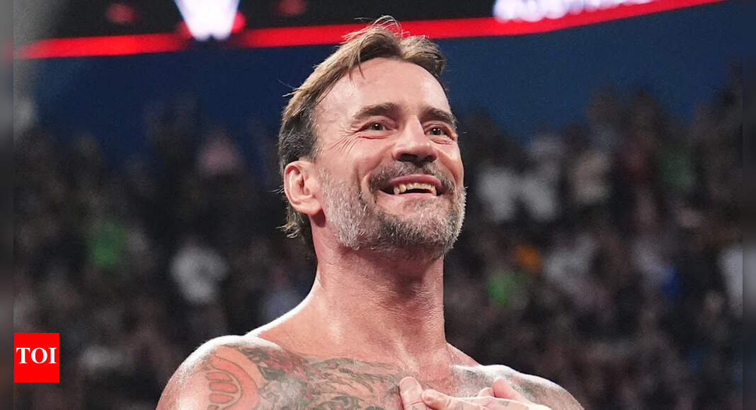 WWE star CM Punk makes an unexpected appearance at Levi’s Stadium  during 49ers vs Falcons and sends fans buzzing about George Kittle
